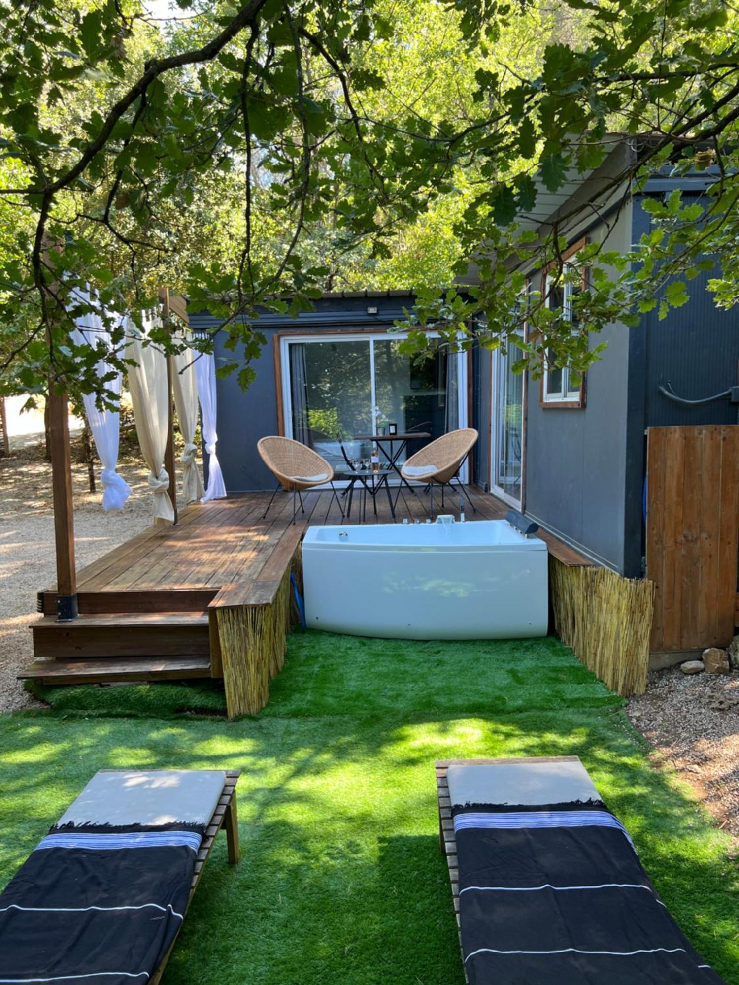 Superbe Cabane Jacuzzi Jardin Clim Wifi Parking Meyreuil Kültér fotó